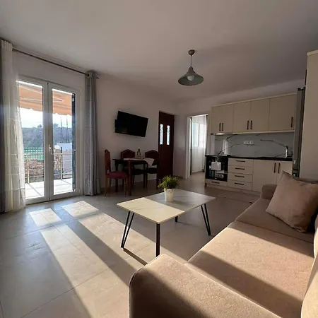 Appartement Thanasis Himarë
